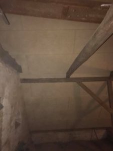 Isolering og montering af troldtekt loft - billede 6